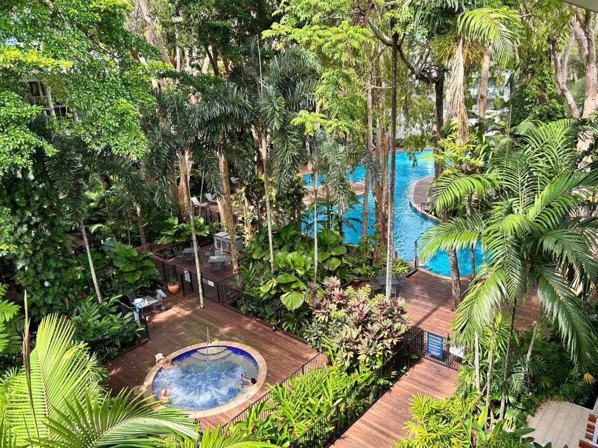 Palm Cove Beachside Apartments - Pool And Garden Views Bagian luar foto