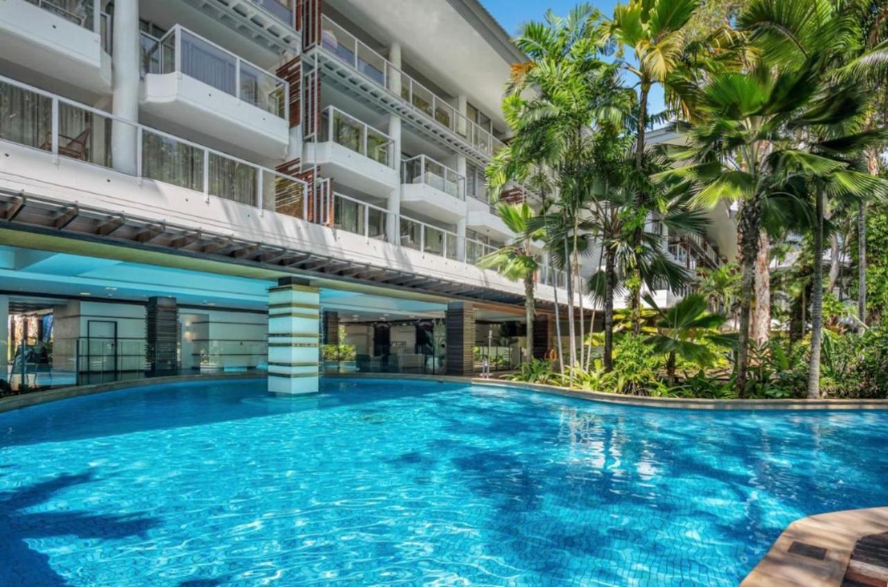 Palm Cove Beachside Apartments - Pool And Garden Views Bagian luar foto