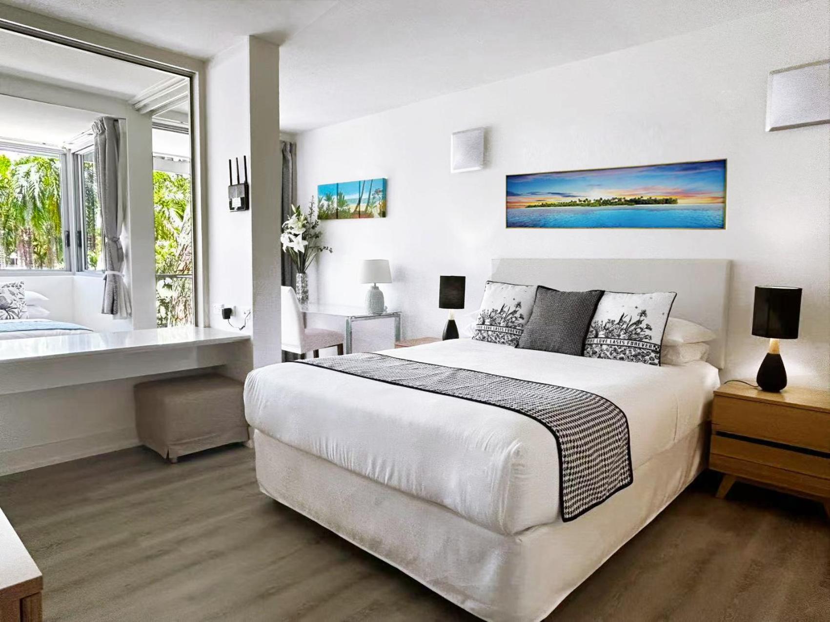 Palm Cove Beachside Apartments - Pool And Garden Views Bagian luar foto